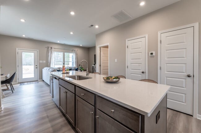 235 Greenpark Rd, Sandston, VA 23150 - photo 5