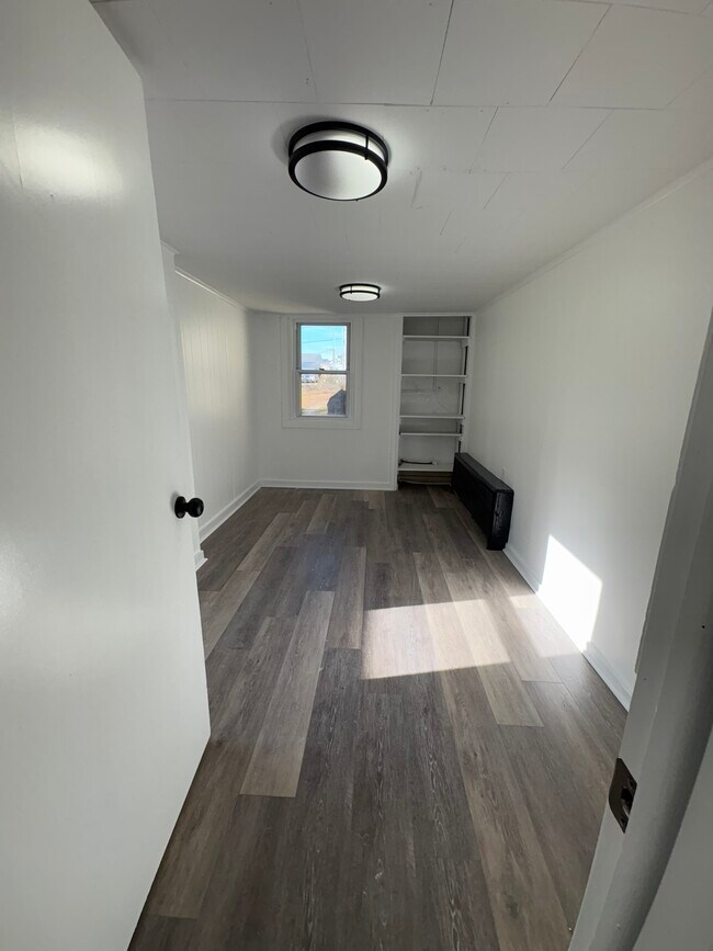 Spacious bedroom with plenty of closet space