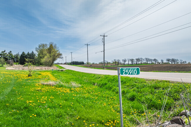 Brighton is 6 miles from the Illinois/Wisconsin state border.
