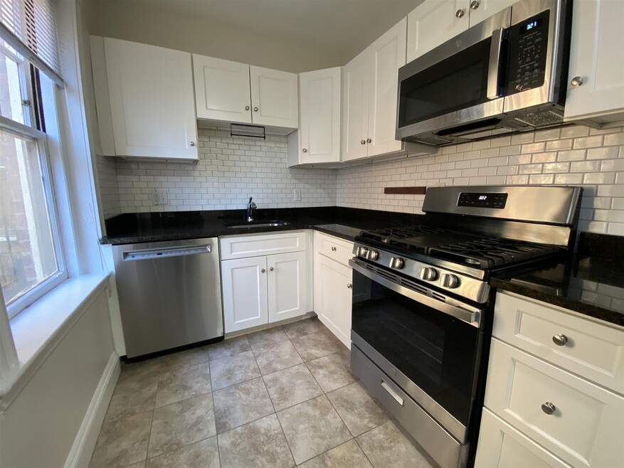 20 Langdon St unit 8, Cambridge, MA 02138 - photo 1