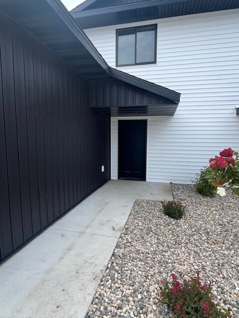 2229 N Highland Ave Unit A3, New Ulm, MN 56073