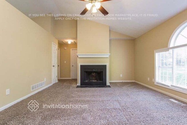 4688 Sterling Pointe Dr, Douglasville, GA 30135 - photo 5