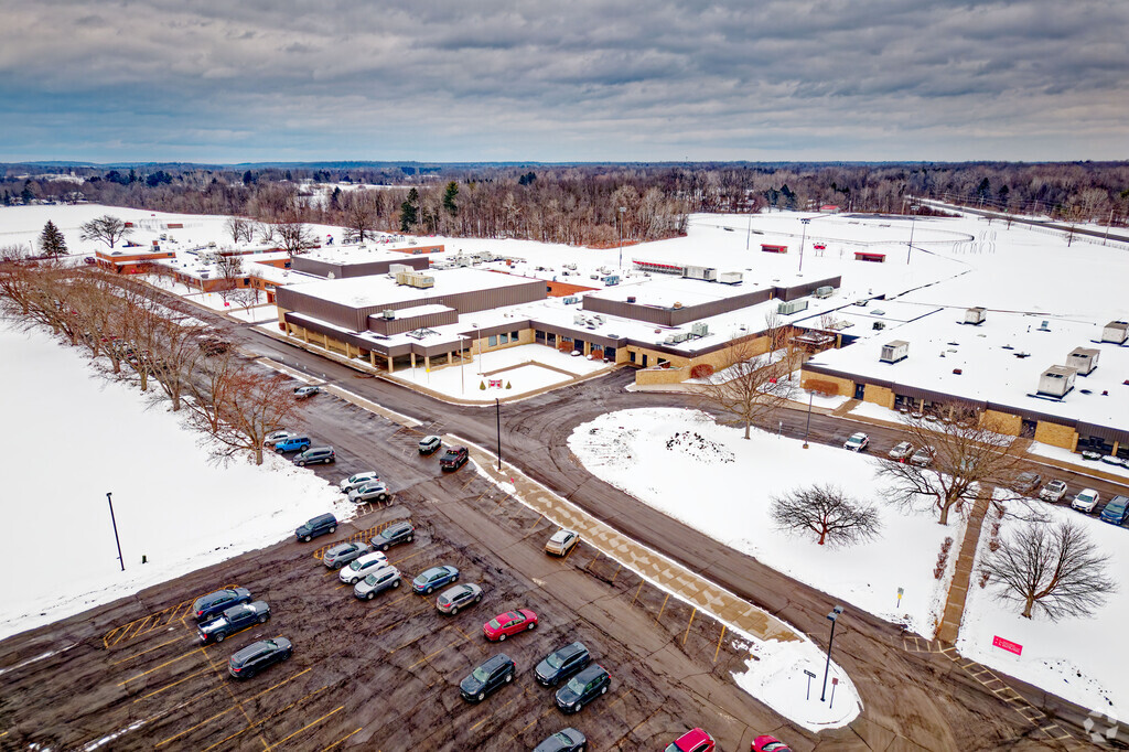 Red Creek Middle School has an overall grade of B- on Niche.