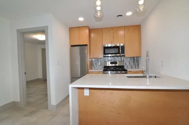 924 10th Ave unit 5, Huntington, WV 25701 - photo 3