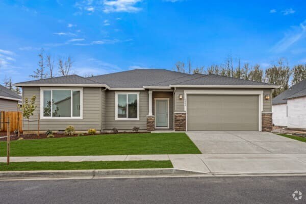 10631 SE Heritage Rd unit 36457366, Happy Valley, OR 97086 - photo 1