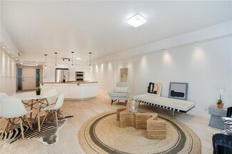 181 Crandon Blvd Unit 104, Key Biscayne, FL 33149