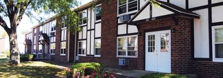 829 W Taylor St, Dekalb, IL 60115