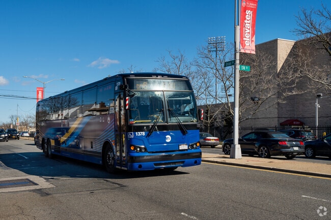 MTA Buses service Union Turnpike in Hillcrest.