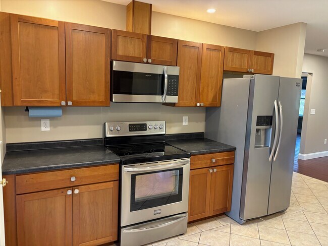 9 Woodduck Ln unit 2, Pittston, ME 04345 - photo 4