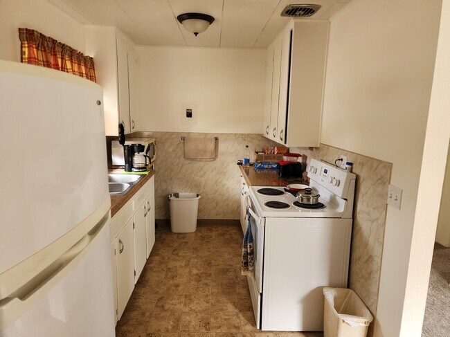 1103 5th St unit 6, Chappell, NE 69129 - photo 4