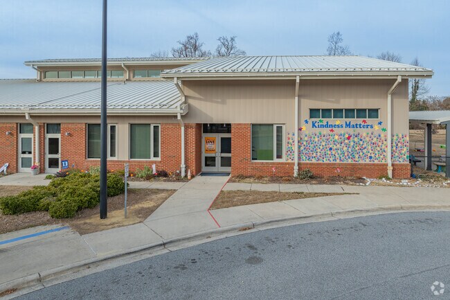 Alamance Elementary School serves students K-5th grade.