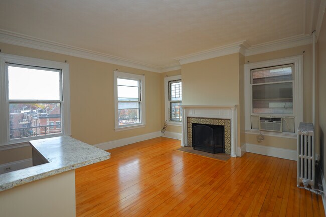465 Park Dr unit 14, Boston, MA 02215 - photo 2