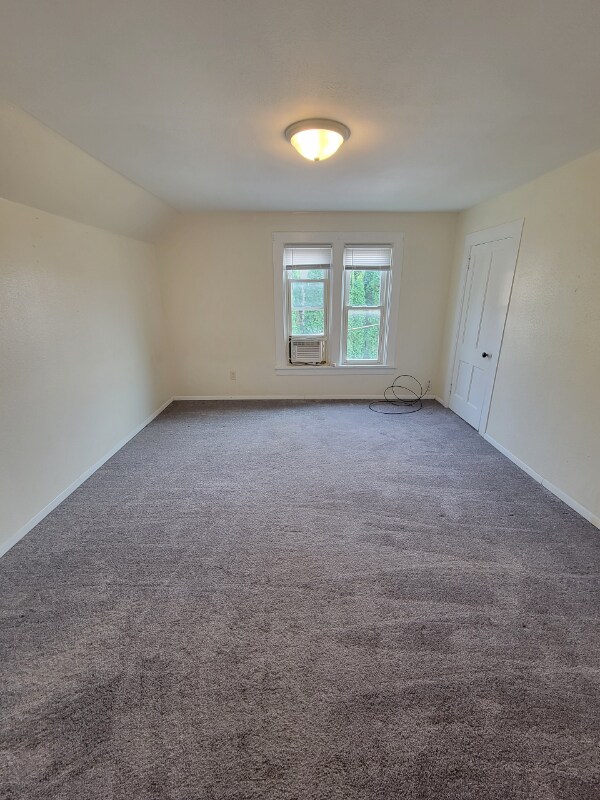 115 N Mill St unit Upper, Waupun, WI 53963 - photo 2