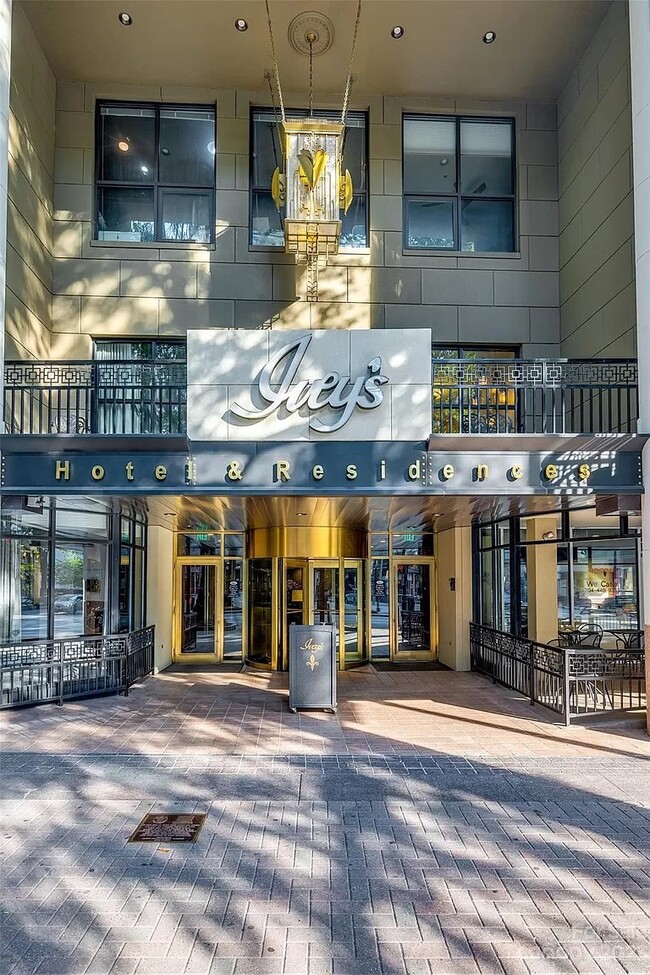 127 N Tryon St Unit 408, Charlotte, NC 28202