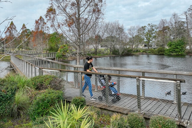 Reiter Park in Downtown Longwood has beautiful trails around its pond.
