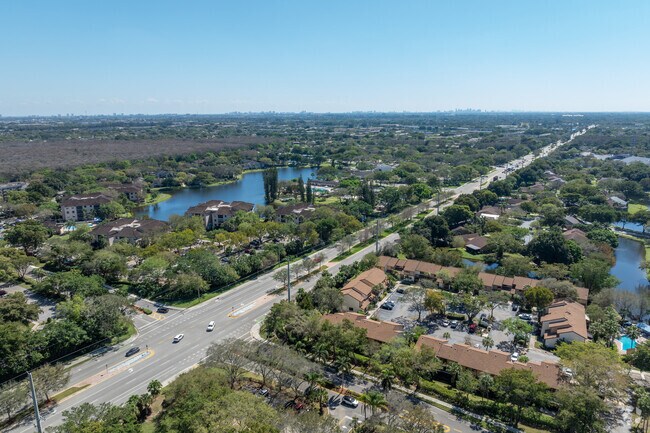 Navigate easily with convenient access roads in Coral Gate.