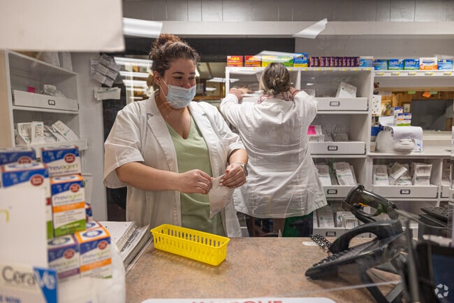 McNabb Pharmacy is a multi-generational family-owned business located in Townsend, MA.