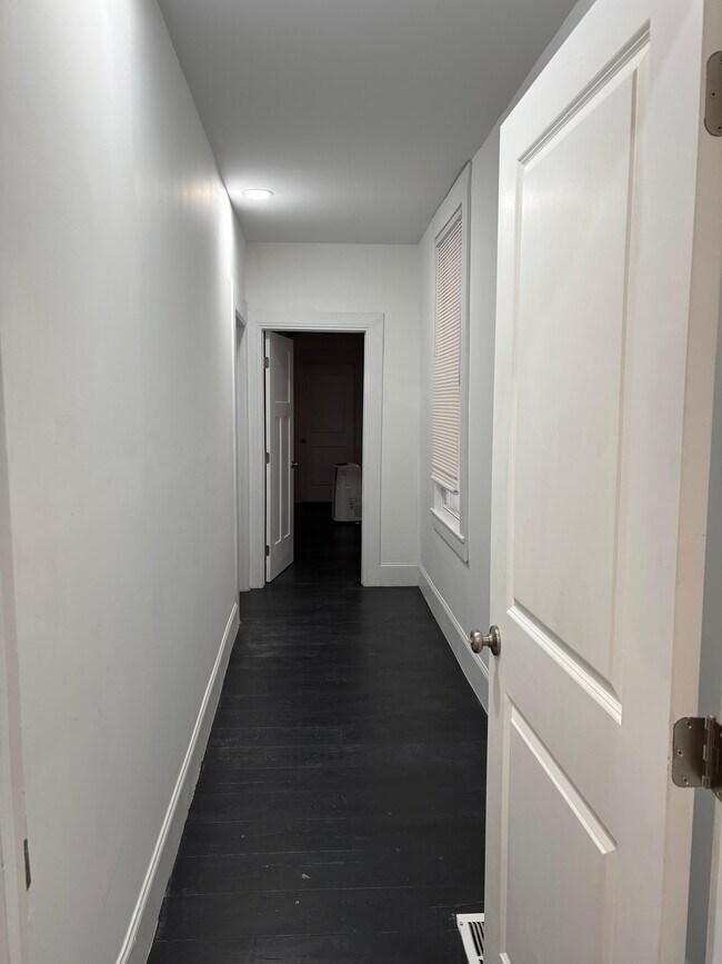 230 E 10th St, Covington, KY 41011 - photo 5