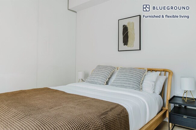 572 11th Ave unit FL8-ID1567, New York, NY 10036 - photo 7