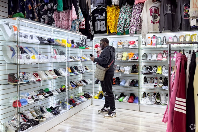 Check out Metro Mart USA for a collection of stores with fashion and more in Sylvan Hills.