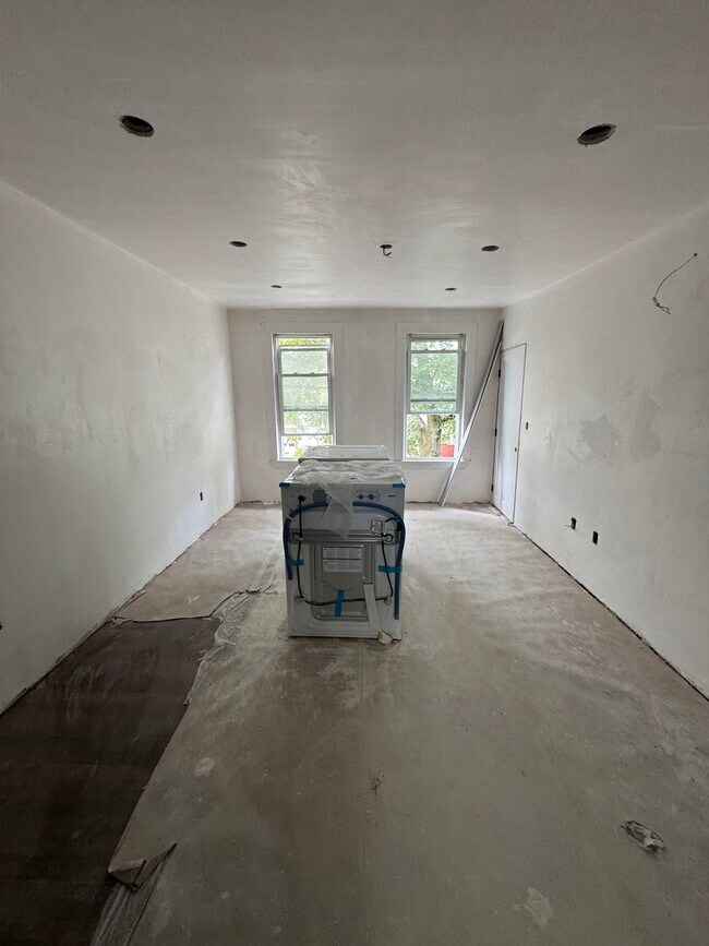 10 Hunting St unit 3, Cambridge, MA 02141 - photo 4