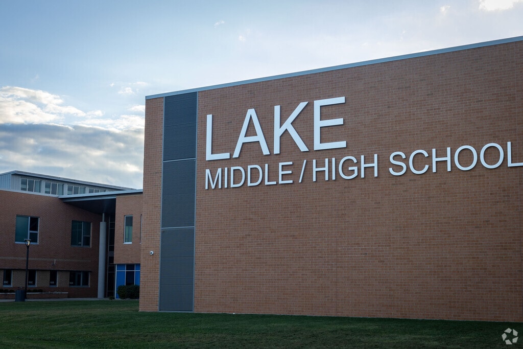Lake High School provides education in the neighborhood of 
Stark County