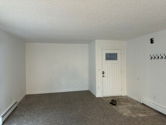 1124 Orca St Unit 3, Anchorage, AK 99501