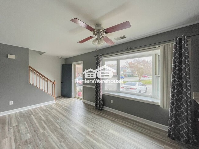 121 Charles Parish Dr, Poquoson, VA 23662 - photo 3