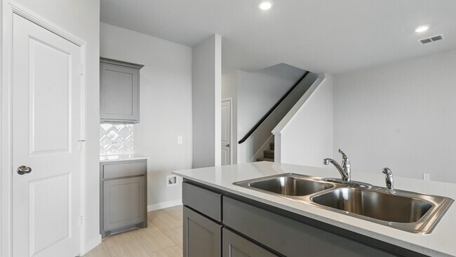 9709 Austin Hollow Rd, Crowley, TX 76036 - photo 7