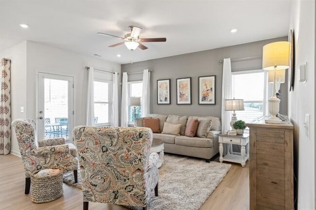 18 Thedford Dr, Hoschton, GA 30548 - photo 3