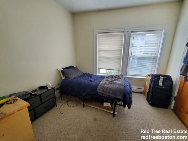 149 Centre St unit 1, Dorchester Center, MA 02124 - photo 4