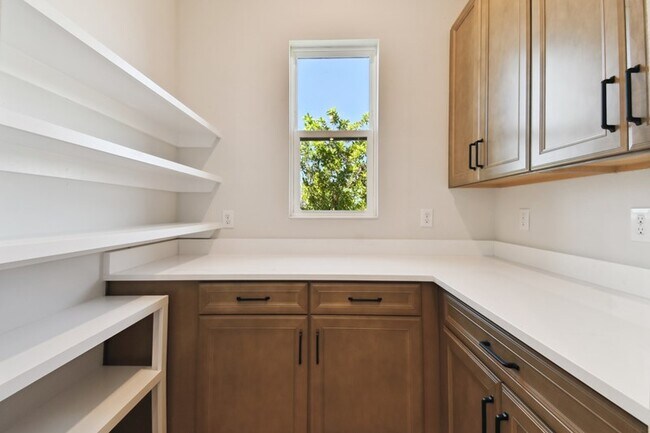 18172 Foxtail Loop unit 36449460, Venice, FL 34293 - photo 4