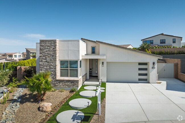 Mid-century modern-style homes can be found in the University Neighborhood.