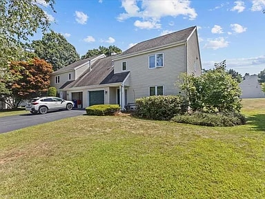 48 Thayer Bay Cir, Colchester, VT 05446 - photo 2