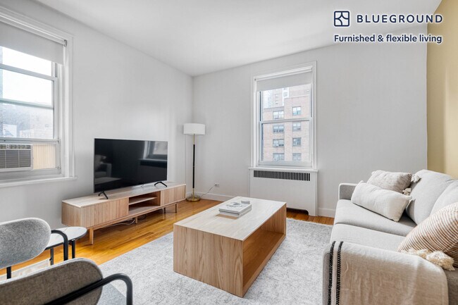 364 W 18th St unit FL4-ID18, New York, NY 10011 - photo 3