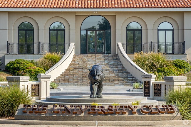 The University Club is the permanent home of LSU men’s and women’s golf in Gardere.