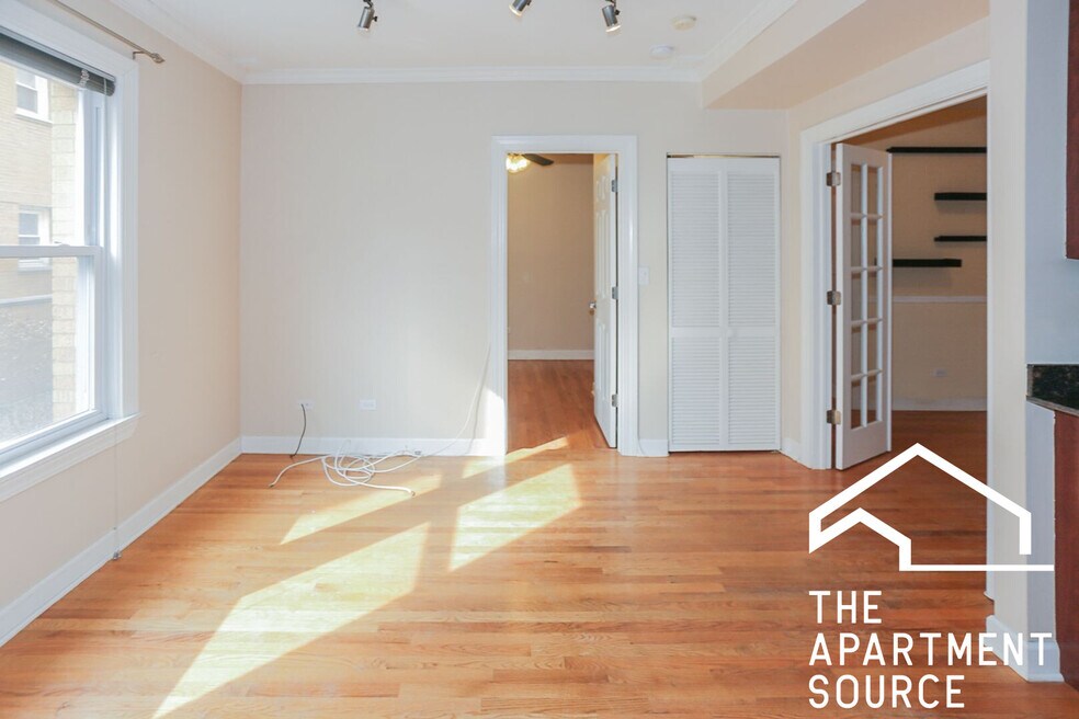 624 W Roscoe St unit 1N, Chicago, IL 60657 - photo 1