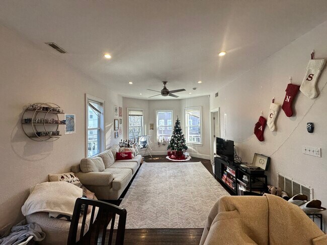 9 Oswald St unit 2, Roxbury Crossing, MA 02120 - photo 5