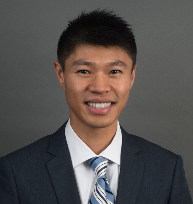 Ming Zhou, CCIM