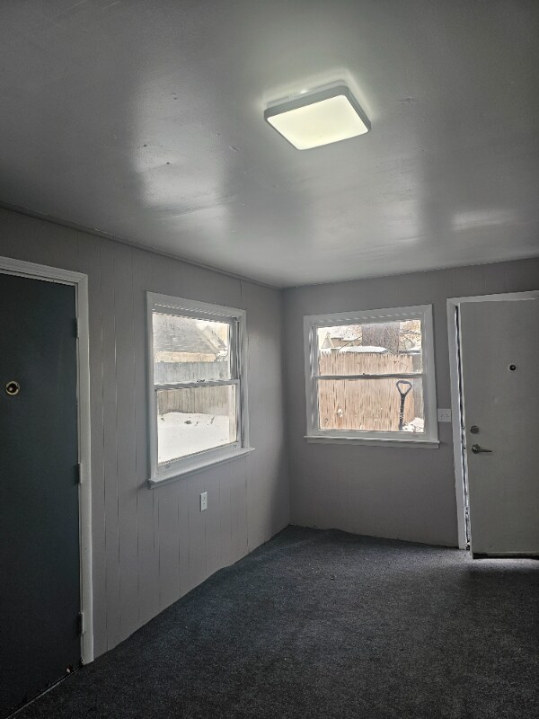 731 Tulip St SW, Grand Rapids, MI 49503 - photo 2