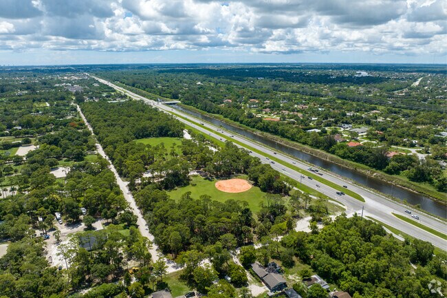 Loxahatchee Groves is well connected to the greater South Florida.