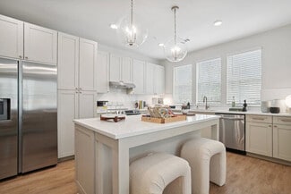 513 Potts St, Davidson, NC 28036