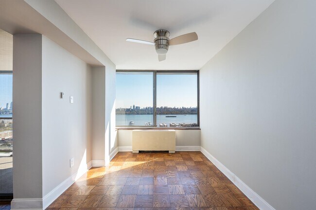 Park Hudson Apartments, North Bergen, NJ 07047 - photo 4