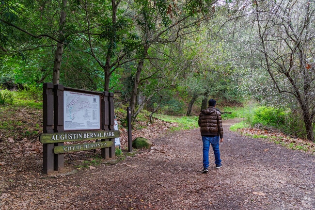Golden Eagle locals love the outdoor adventure of hiking from Augustin Bernal Park to Longview Trail.