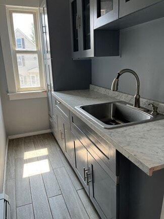 15 Gershom Ave Unit 15, Lowell, MA 01854