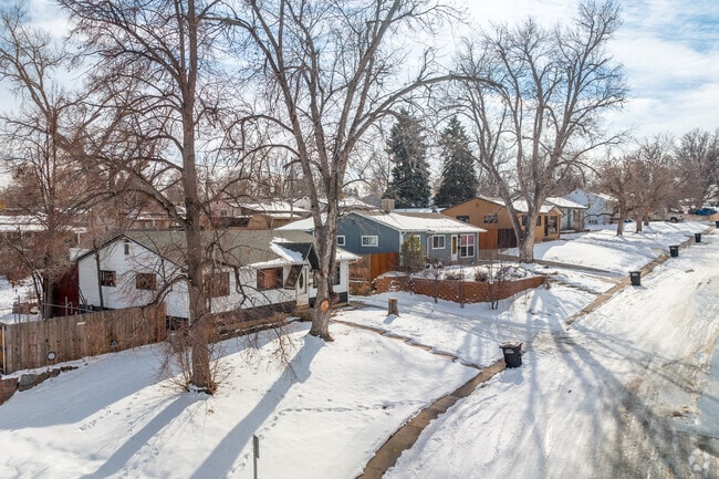 Mar Lee offers a quiet atmosphere away from the hustle and bustle of Downtown Denver.