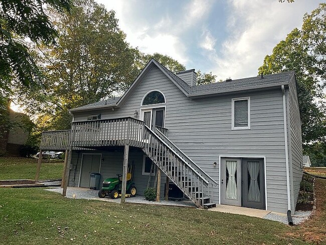 2368 Bateman Bridge Rd unit Our Nest, Forest, VA 24551 - photo 3