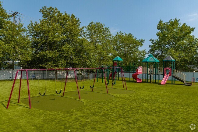 Episcopal School of Nashville has a play area with playgrounds and swing sets in Nashville.