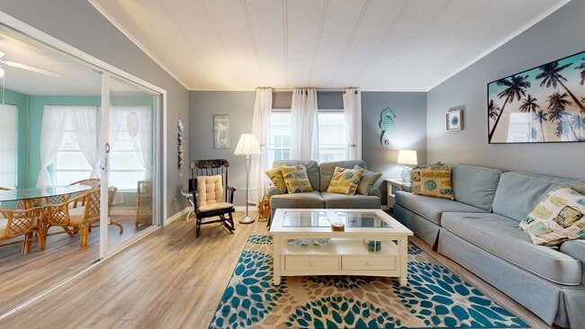 821 Bougainvillea Cir, Sebastian, FL 32976 - photo 2