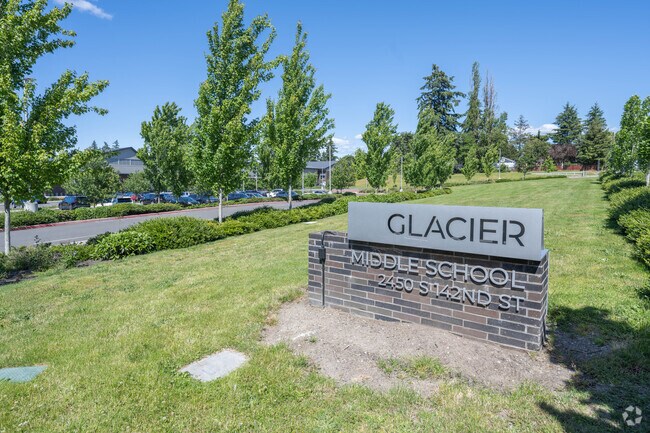 Glacier Middle School serves the residents of Seatac among others.